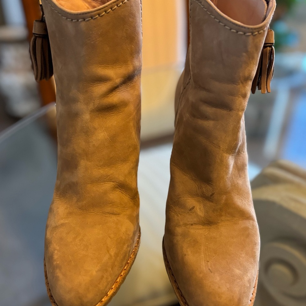 Stuart Weitzman Tan Ankle Boots with Suede Material and Decorative Tassel